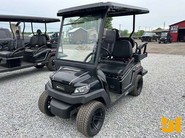 UNUSED 2024 BINTELLI BEYOND LSV4P GOLF CART SN: 7R3BB4231RC001173