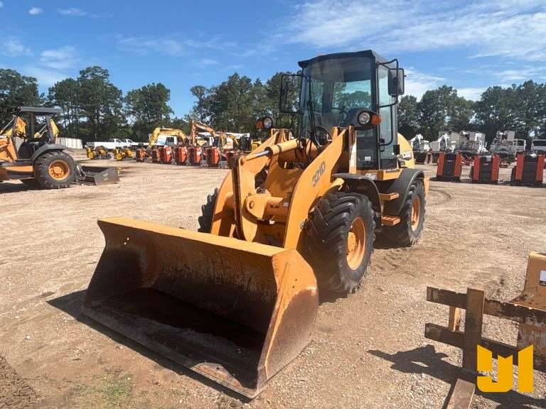 2004 CASE 321D WHEEL LOADER SN: HEC591317