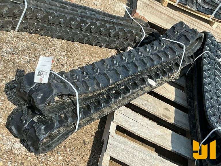 UNUSED SKLP MINI EXCAVATOR RUBBER TRACK  TO FIT 1-3 TON EXCAVATOR