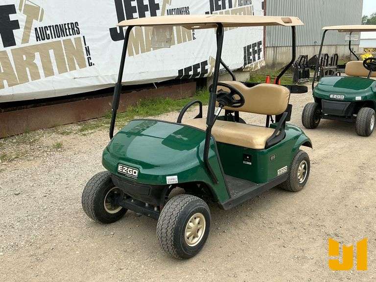 2017 EZ GO TXT GOLF CART SN: 3287542