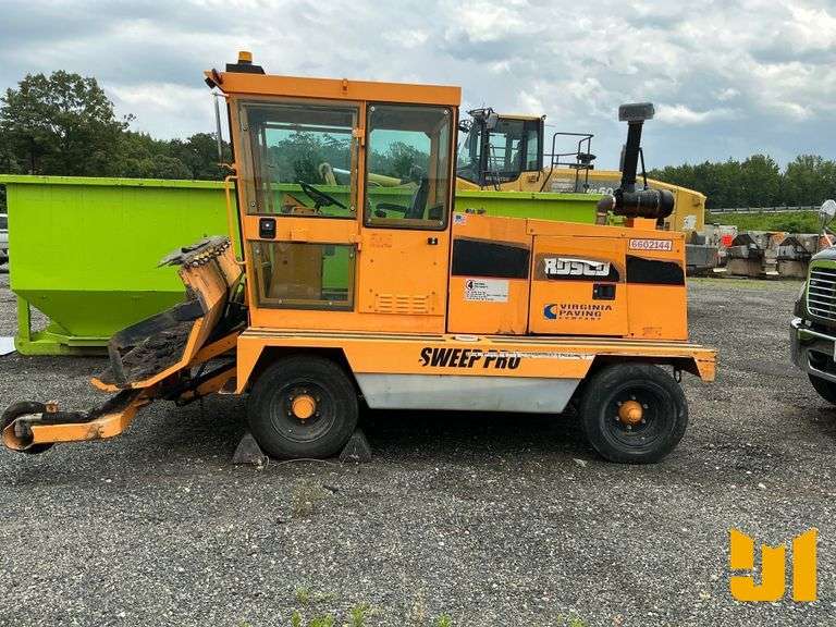 2016 ROSCO/LEEBOY 4930 BROOM SN: 144009