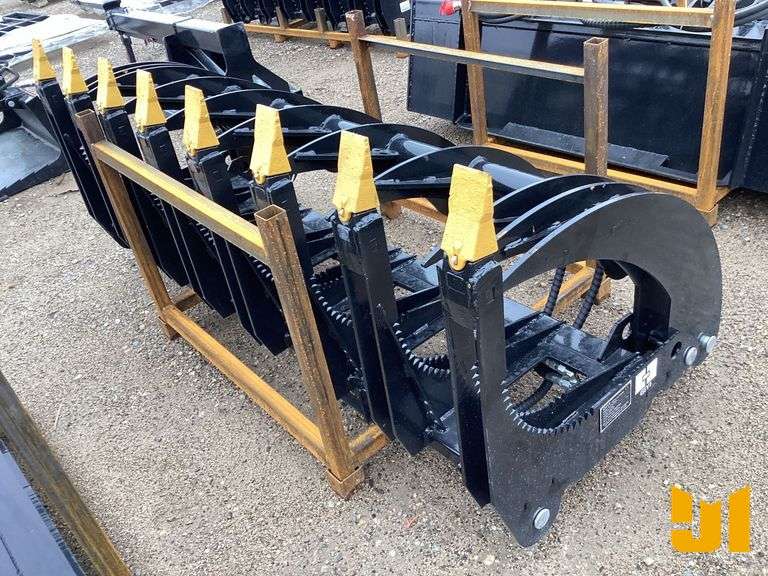 UNUSED 2025 GIYI CLG72C CURVED LOG GRAPPLE SN: CHXZMQ722504108