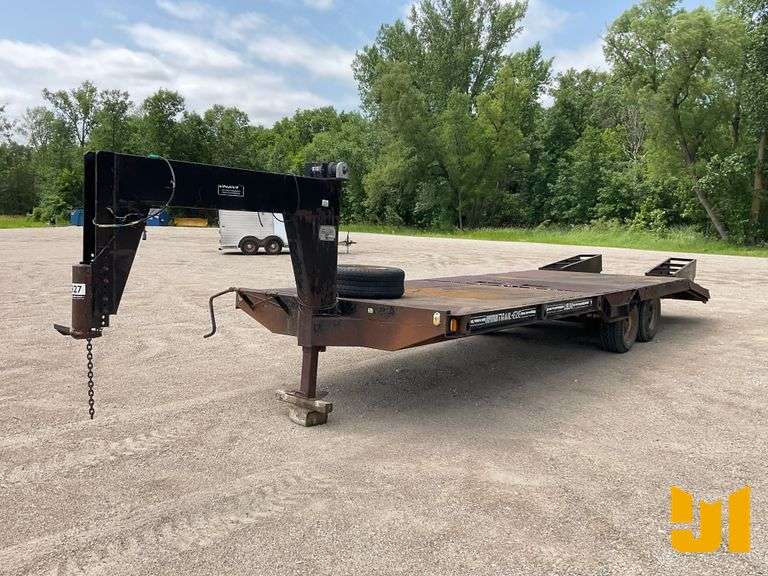 TRAIL-EZE DSA9R28 26' FLATBED TRAILER VIN: 1DA42RH68EP007575