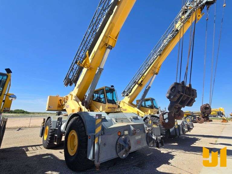 2010 GROVE RT760E2 ROUGH TERRAIN CRANE SN: 230907