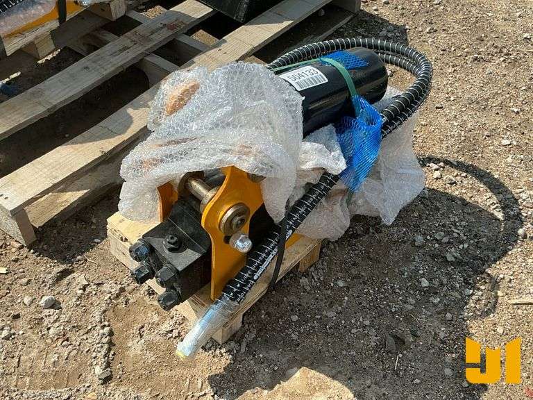 UNUSED 2025 SB05 HYDRAULIC BREAKER SN: 01430
