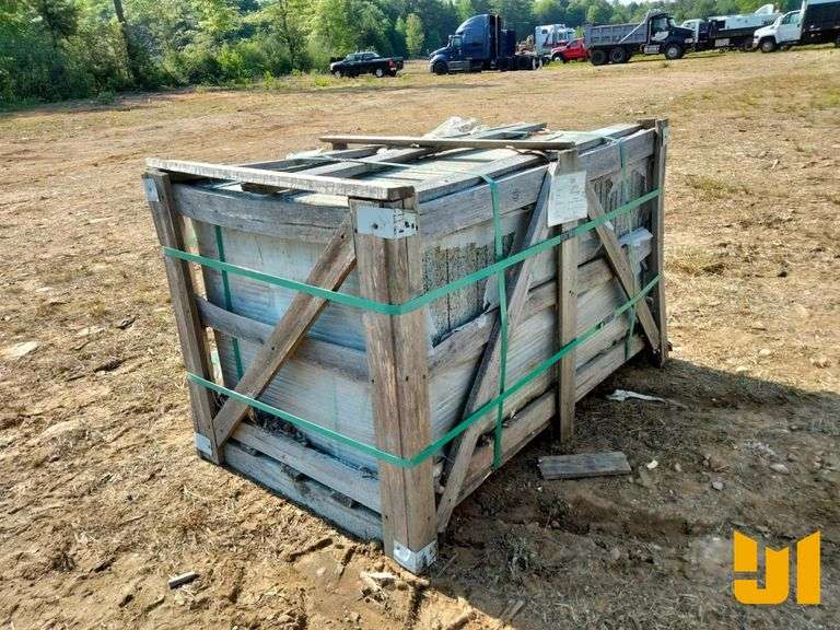 PALLET OF GRANITE PAVERS