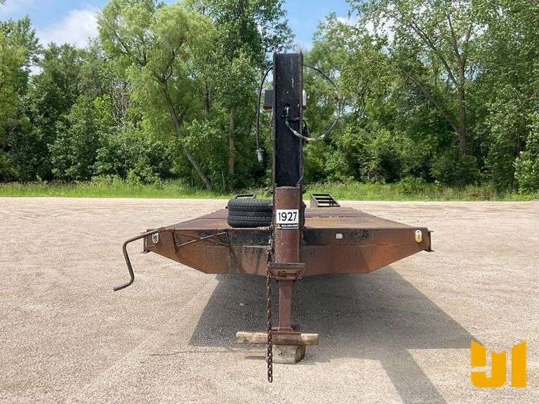 TRAIL-EZE DSA9R28 26' FLATBED TRAILER VIN: 1DA42RH68EP007575