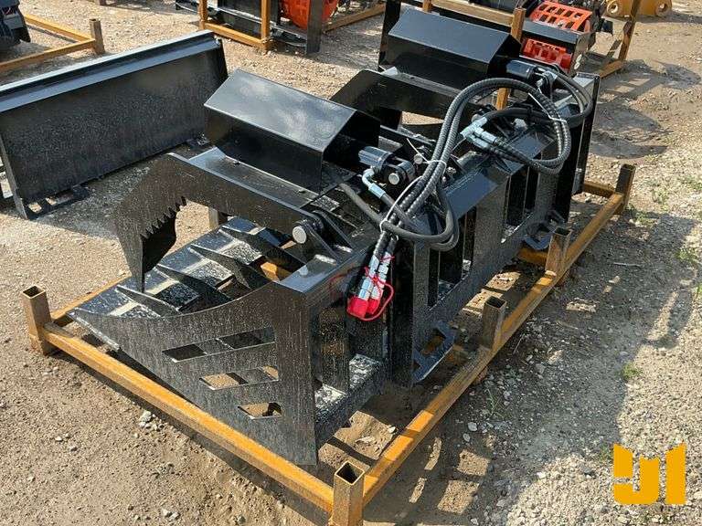 UNUSED 2025 GIYI XHWG72C SKELETON GRAPPLE BUCKET 77 INCH SN: CLKZMQ250426