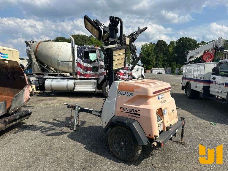 2017 GENERAC  MAGNUM  4 BULB LIGHT TOWER SN: 3001969203