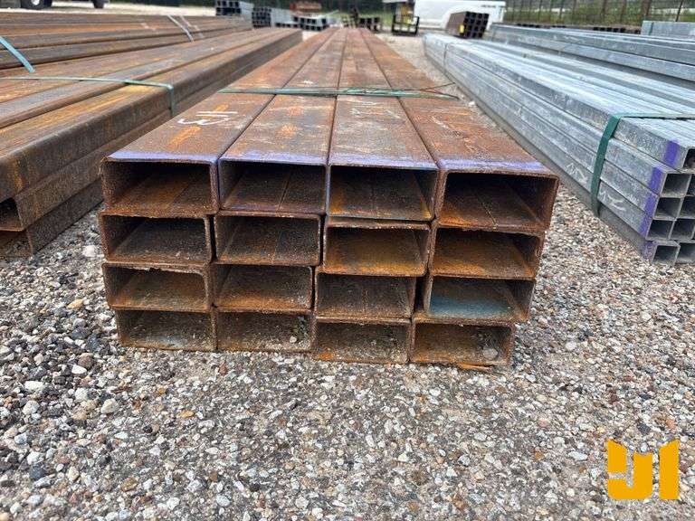 16PCS @20 FT 14 GAUGE 2 IN. X 4 IN. RECTANGULAR TUBING