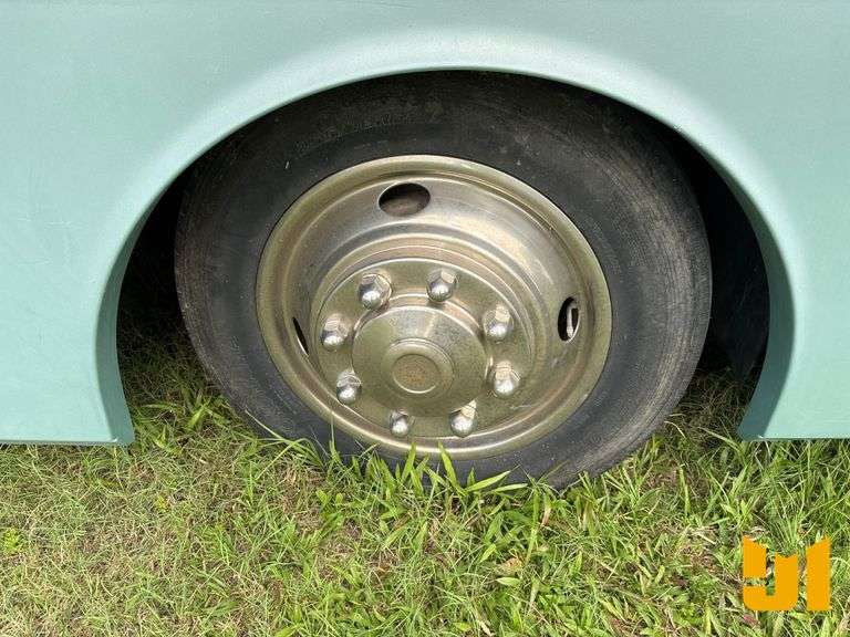 1996 FLEETWOOD  DISCOVERY SN: 4UZR6BR1XT2307662