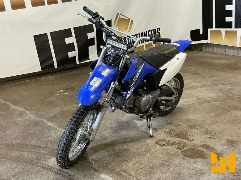2015 YAMAHA TTR  MOTORCYCLE VIN: JYACE25Y8FA025543