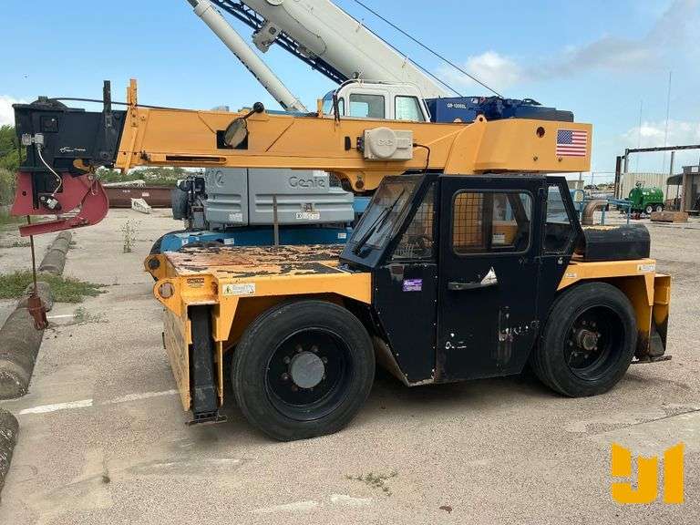 2016 MANITEX CD100I CARRY DECK CRANE SN: 240731