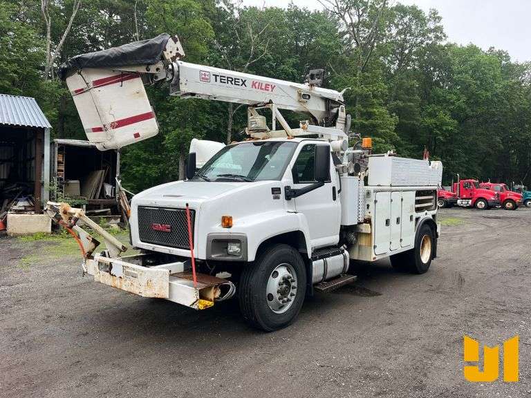 2009 GMC C8500 TEREX HI-RANGER TCP40 VIN: 1GDP8C1B19F411163