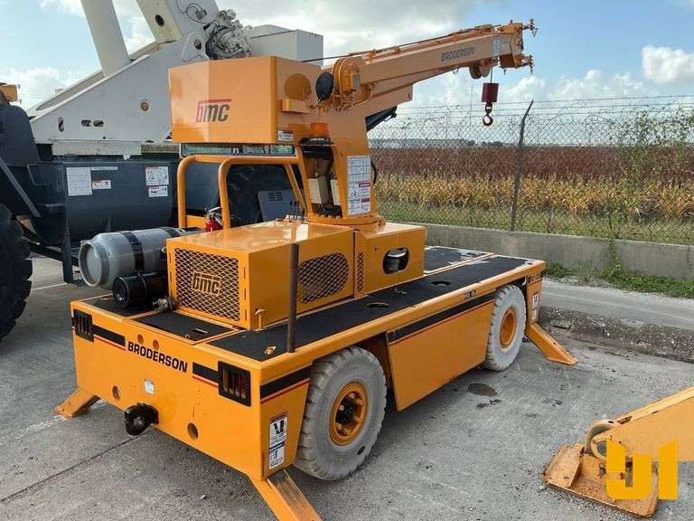 2012 BRODERSON IC35-2F CARRY DECK CRANE SN: 6706135