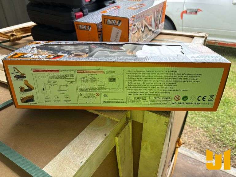 UNUSED CRANE TOY R/C