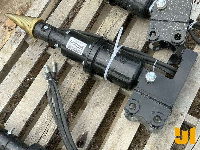 UNUSED HYDRAULIC CONE LOG SPLITTER