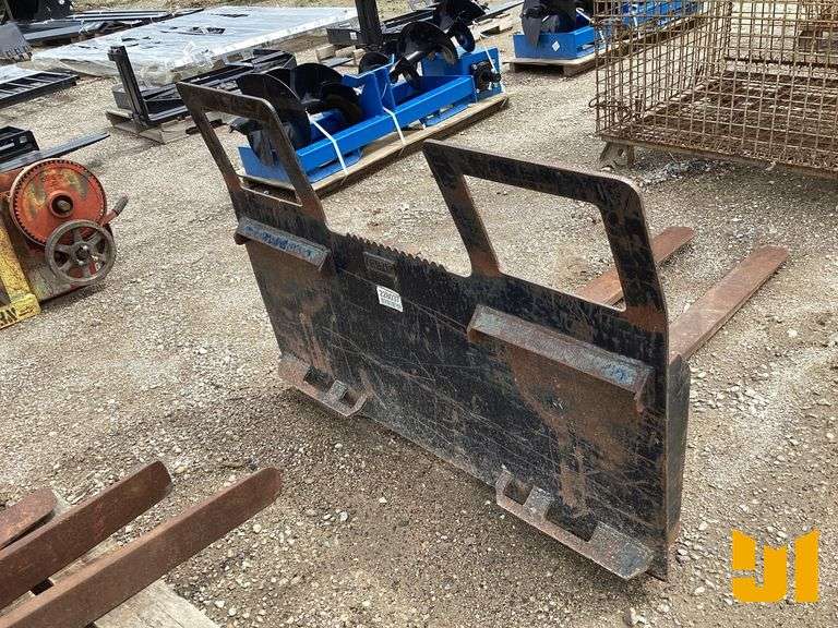 KIT CONTAINER PALLET FORKS 48 INCH SN: KC82063