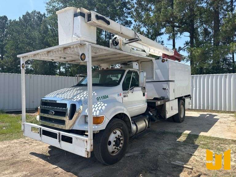 2015 FORD F-750 BUCKET DEBRIS TRUCK VIN: 3FRNF7FB6FV545046