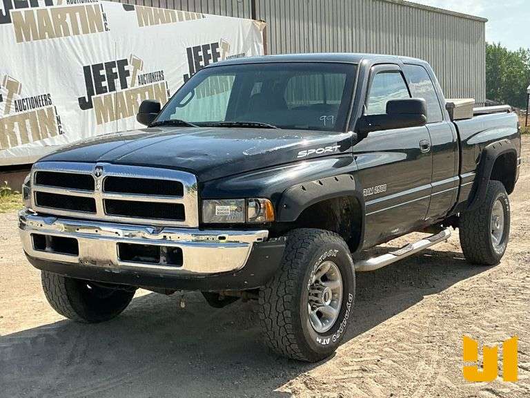 1999 DODGE RAM EXTENDED CAB 4X4 PICKUP VIN: 1B7KF23W6XJ538984