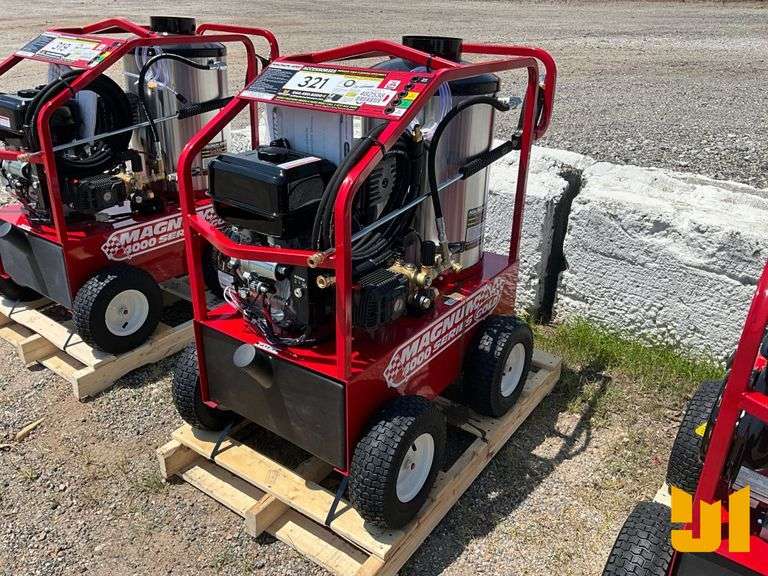 UNUSED EASY-KLEEN MAGNUM GOLD  PRESSURE WASHER SN: 252613