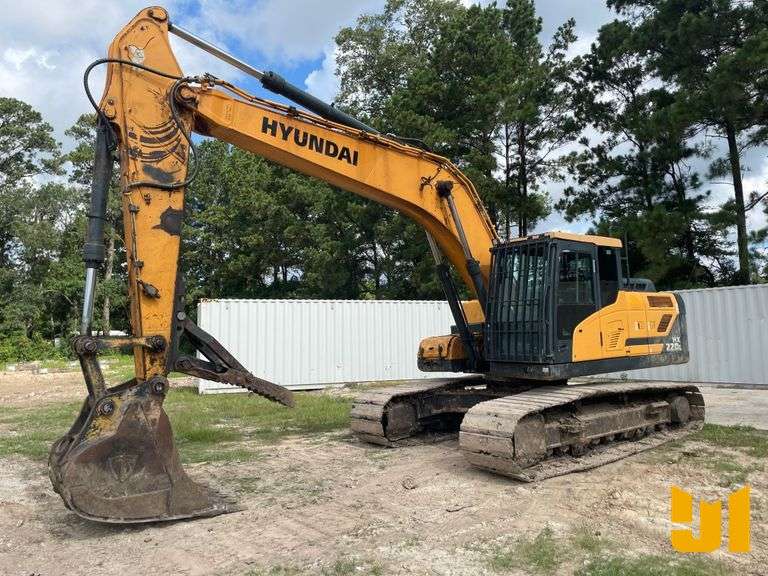 HYUNDAI HX 220L HYDRAULIC EXCAVATOR SN: HHKHK601AK0001081