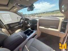 2017 RAM 1500 LARAMIE CREW CAB 4X4 PICKUP VIN: 1C6RR7VT2HS772306