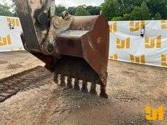 2017 CASE CX350D HYDRAULIC EXCAVATOR SN: DAC350K7NHS7P1236
