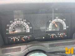 1999 GMC 6500 S/A HOT WATER PRESSURE WASHER TRUCK VIN: 1GDJ7H1C7XJ507971