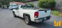 2007 GMC SIERRA 1500 REGULAR CAB 4X2 PICKUP VIN: 1GTEC14C07Z632543