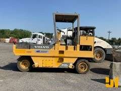 2009 VOLVO  PT-125R 9-WHEEL PNEUMATIC COMPACTION EQUIPMENT SN: 199456