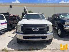 2017 FORD F-550XL SD S/A MECHANICS TRUCK VIN: 1FDUF5GT6HEB18903