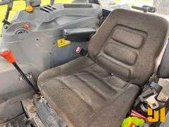 2018 MASSEY FERGUSON BROOM TRACTOR SN: JJM72004