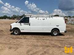 2001 GMC SAVANA 2WD CARGO VAN VIN: 1GTFG29R011235187