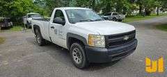 2007 CHEVROLET SILVERADO REGULAR CAB 4X2 PICKUP VIN: 1GCEC14C87E527045