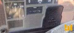 2001 INTERNATIONAL 4700 S/A BUCKET TRUCK VIN: 1HTSCAAN11H339971