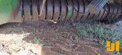 JOHN DEERE 318 ROUND BALER SN: 00385X955647