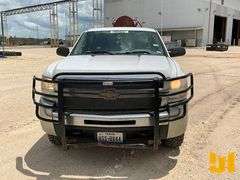 2009 CHEVROLET SILVERADO 3500HD CREW CAB 4X4 FLATBED TRUCK VIN: 1GBHK73609F174381