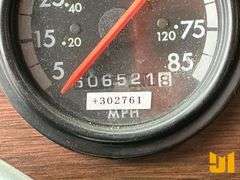 1999 FREIGHTLINER FLD120 TANDEM AXLE TRUCK TRACTOR VIN: 1FUYDSEB5XPA02756