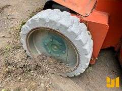 2001 JLG N40 ELECTRIC AERIAL LIFTS SN: 0300057970