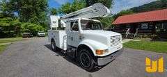 1991 INTERNATIONAL 4700 BUCKET TRUCK ALTEC A0-300 VIN: 1HTSCNPL0MH384711