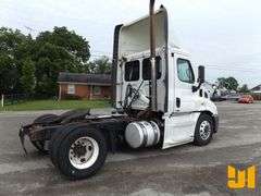 2014 FREIGHTLINER CASCADIA SINGLE AXLE DAY CAB TRUCK TRACTOR 3AKBGADV1ESFP0921