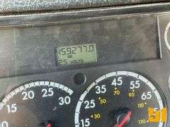 2002 FREIGHTLINER FL112 TANDEM AXLE CAB & CHASSIS VIN: 1FVHBGA872HK42089