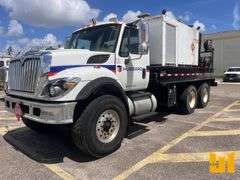 2010 INTERNATIONAL 7400 SBA T/A FUEL & LUBE TRUCK VIN: 1HTWGAAT8AJ214575