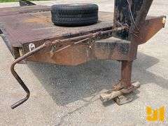 TRAIL-EZE DSA9R28 26' FLATBED TRAILER VIN: 1DA42RH68EP007575