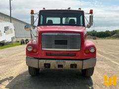 2002 FREIGHTLINER FL112 TANDEM AXLE CAB & CHASSIS VIN: 1FVHBGA872HK42089