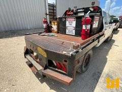 2009 CHEVROLET SILVERADO 2500HD CREW CAB 4X4 FLATBED TRUCK VIN: 1GCHK436X9F178738