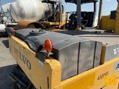 2009 VOLVO  PT-125R 9-WHEEL PNEUMATIC COMPACTION EQUIPMENT SN: 199456