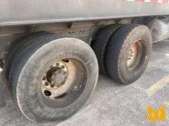 2010 INTERNATIONAL 7400 SBA T/A FUEL & LUBE TRUCK VIN: 1HTWGAAT8AJ214575