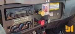 2001 INTERNATIONAL 4700 S/A BUCKET TRUCK VIN: 1HTSCAAN11H339971